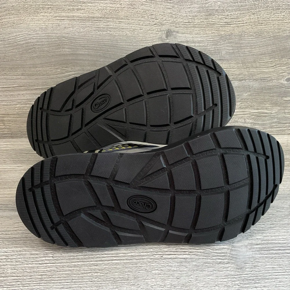 Chaco Z/Cloud Men's Banded Black Yellow Sandals Outdoor Trail Walks Size 9 NEW
